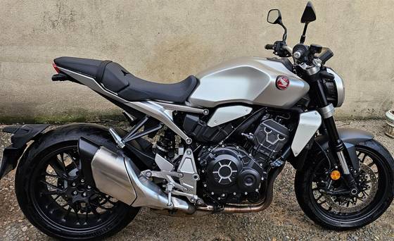 HONDA CB 1000R BLACK EDITION ABS 
